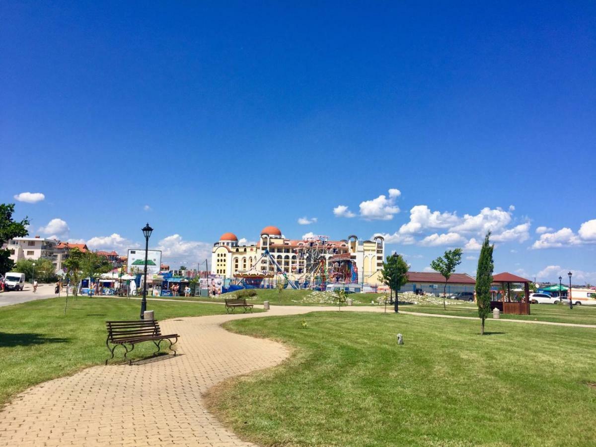 Helga Apartment Obzor Luaran gambar