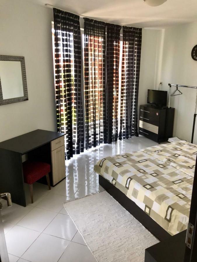 Helga Apartment Obzor Luaran gambar